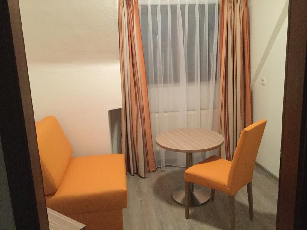 Kulisse Apartments Gunzburg Ruang foto